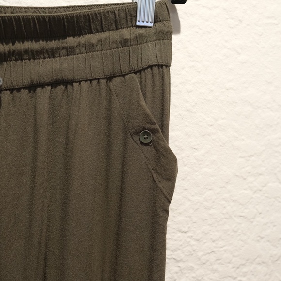 Tna Aritzia Rayon Joggers Size L Olive Green Lightweight Pockets Comfort - Picture 4 of 8